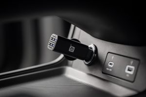 CAR DETOXIFIER V3 / IN-CAR AIR STERILIZER